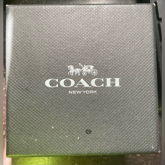 Rose Gold Coach Women’s Watch - Picture 2 of 6